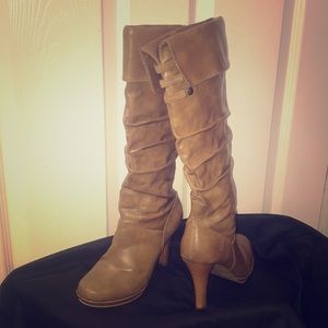 Tan, Knee High Boots; Size 6M